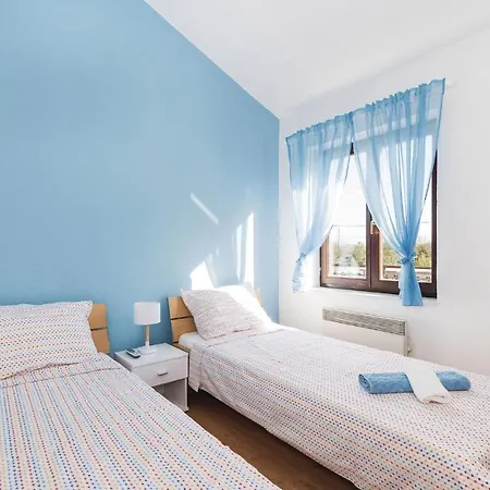 Three-bedroom Holiday In Holiday home