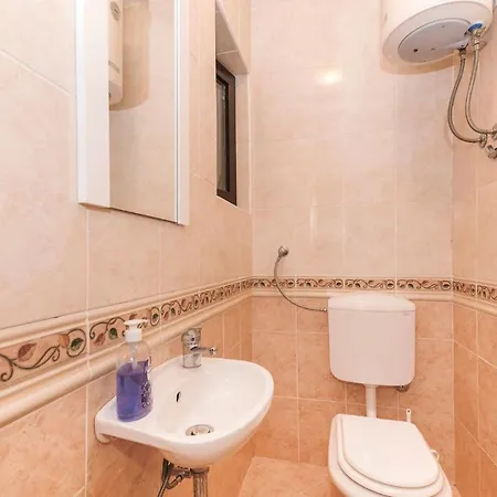 Three-bedroom Holiday In *